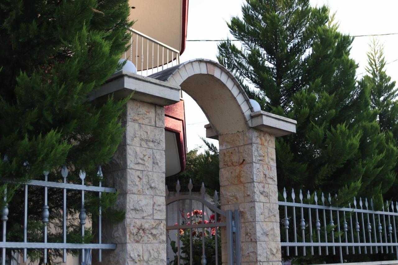 Kriopigi Apartments エクステリア 写真